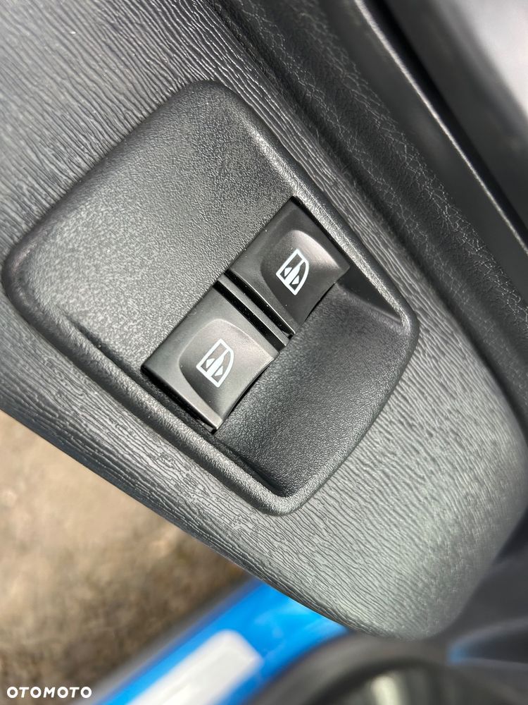 Dacia Lodgy dCi 110 Stepway - 24