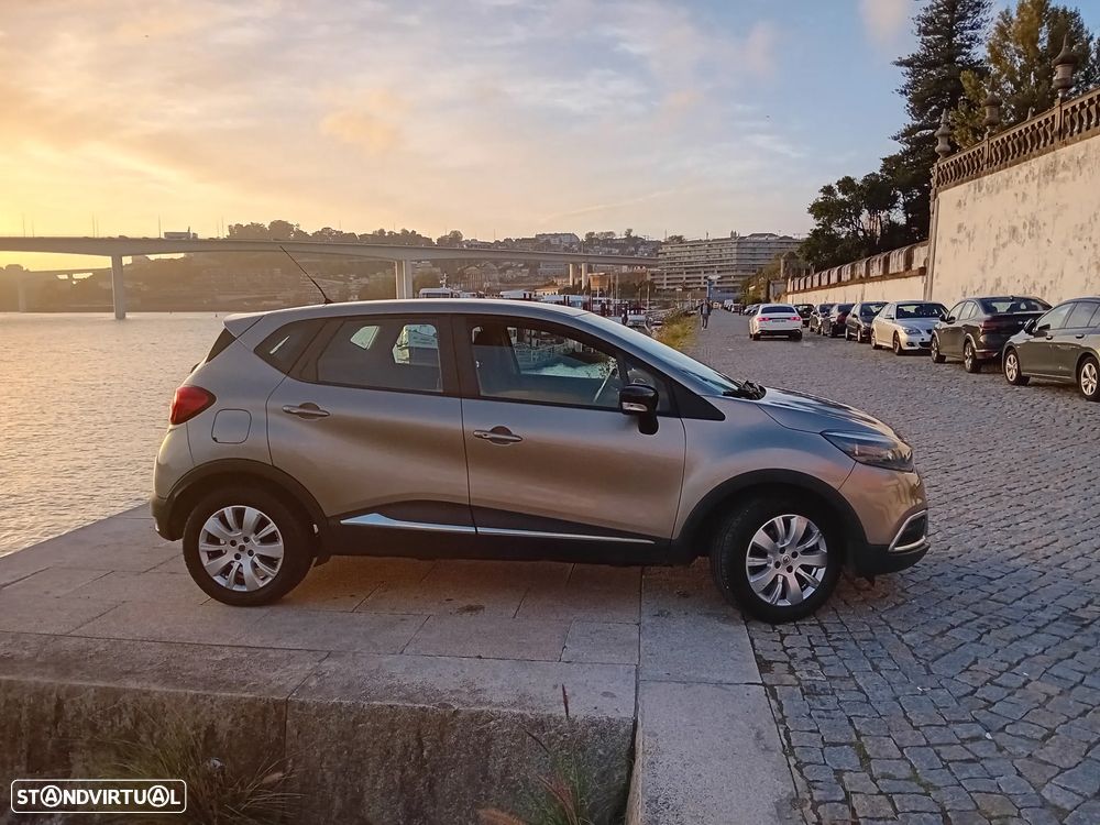 Renault Captur 1.5 dCi Sport - 17
