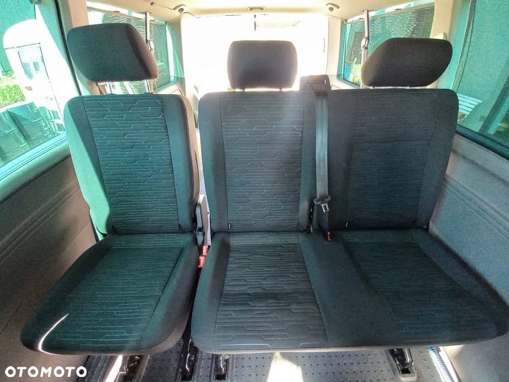 Volkswagen Caravelle 2.0 TDI L2 Comfortline - 11