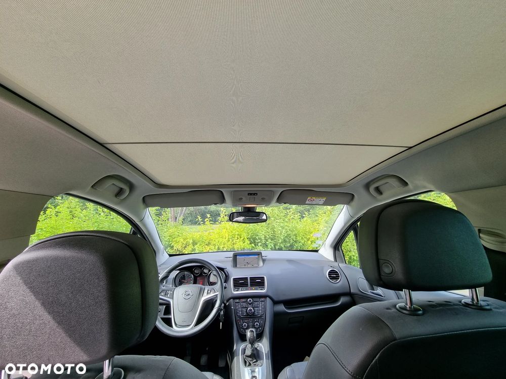 Opel Meriva 1.4 T Cosmo S&S - 26