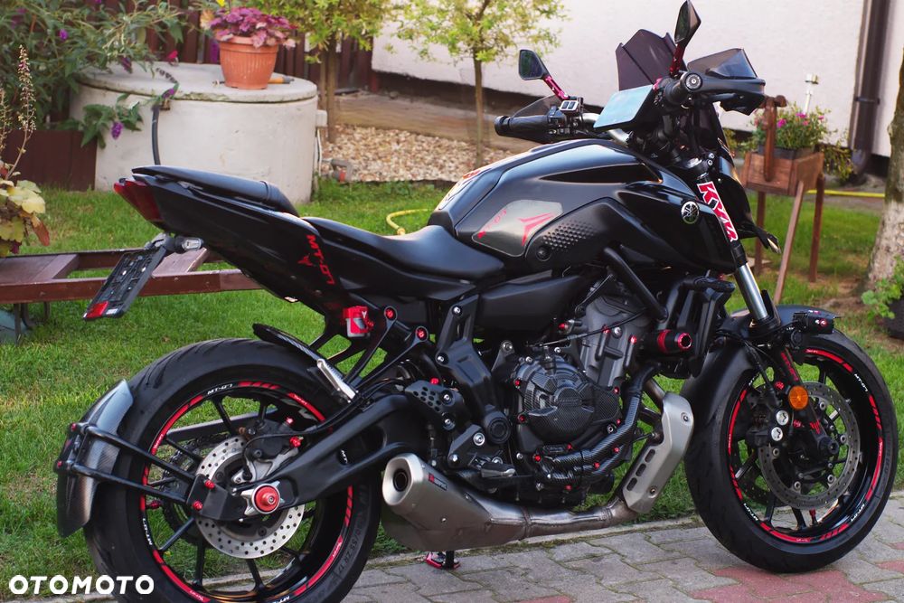 Yamaha MT - 2