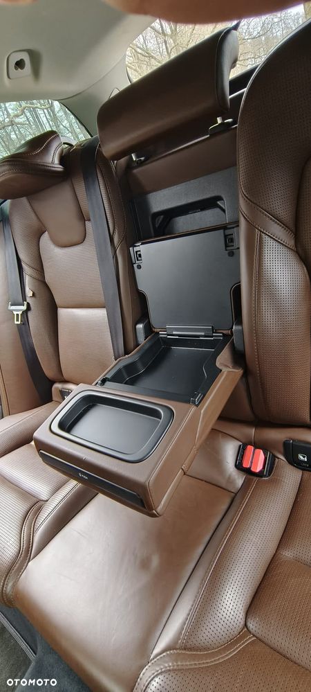 Volvo V90 D3 AWD Geartronic Inscription - 25