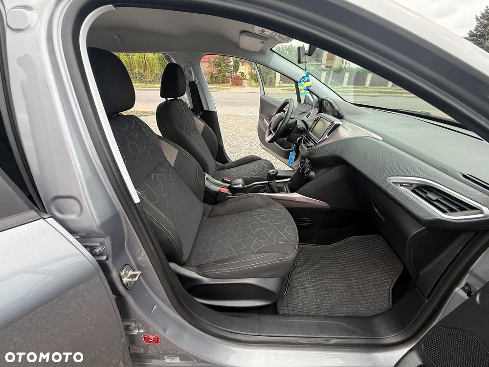 Peugeot 2008 e-HDi FAP 92 STOP & START Active - 23