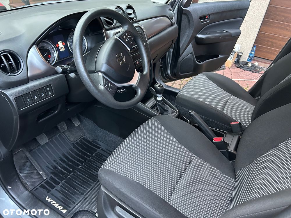 Suzuki Vitara 1.4 Boosterjet SHVS Comfort Plus 2WD - 23