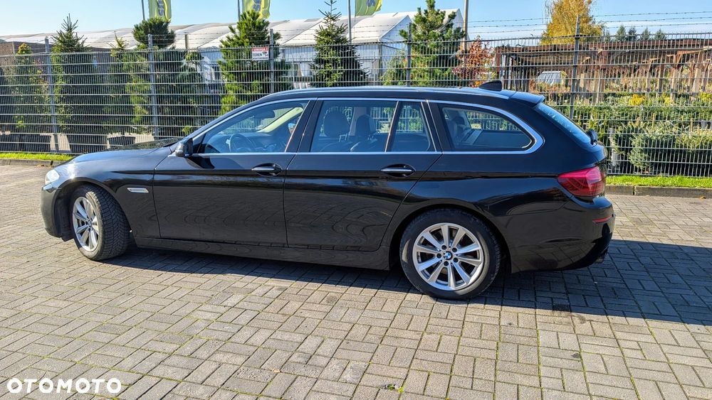 BMW Seria 5 520d Touring Luxury Line - 10