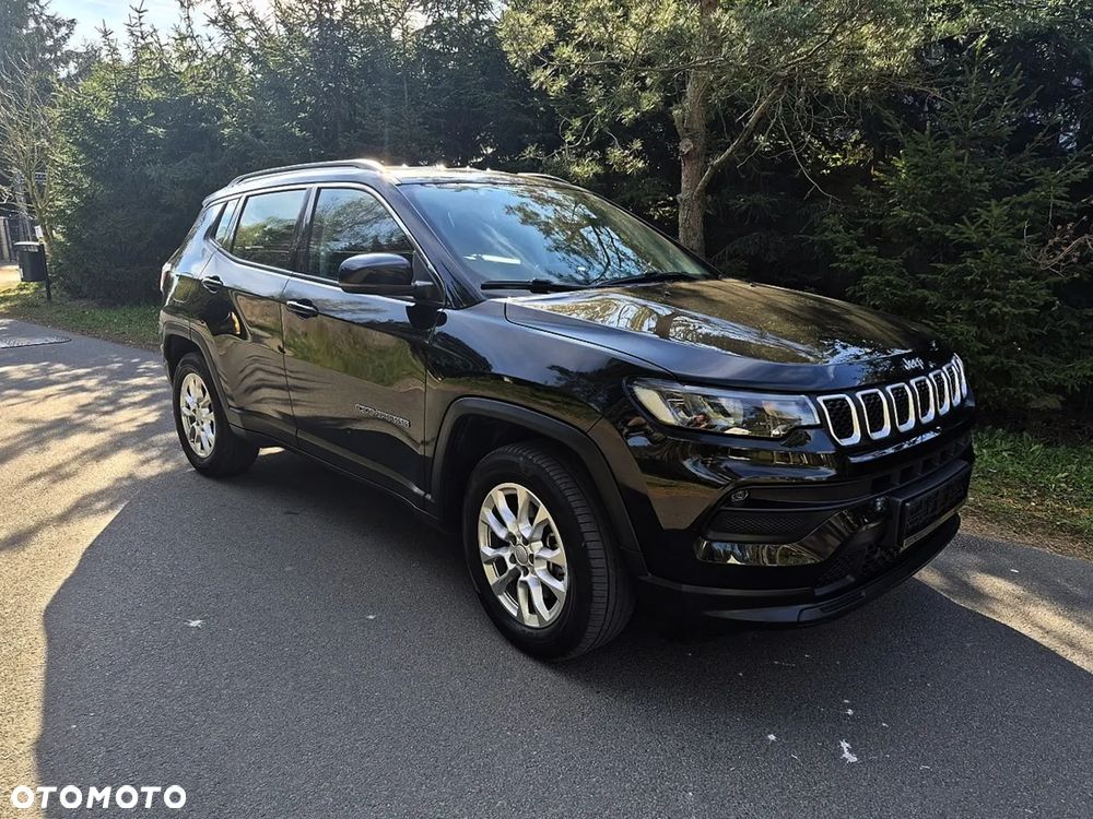 Jeep Compass - 31