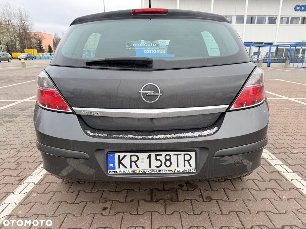 Opel Astra 1.6 Essentia - 5