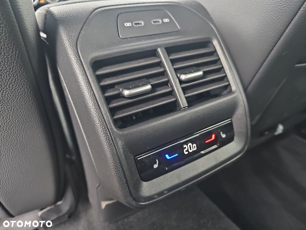 Skoda Superb 2.0 TSI Sportline DSG - 19