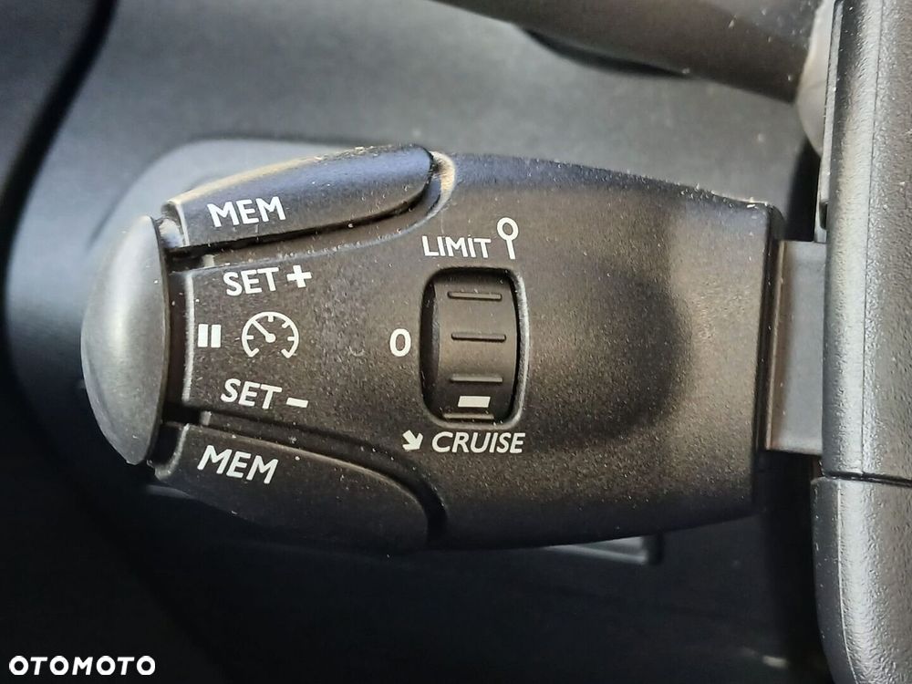 Toyota Proace City Verso 1.5 D-4D Family - 30