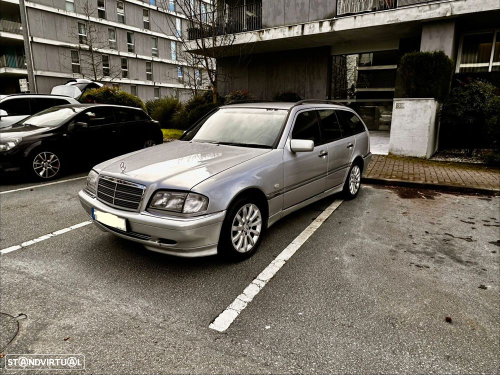 Mercedes-Benz C 250 - 4