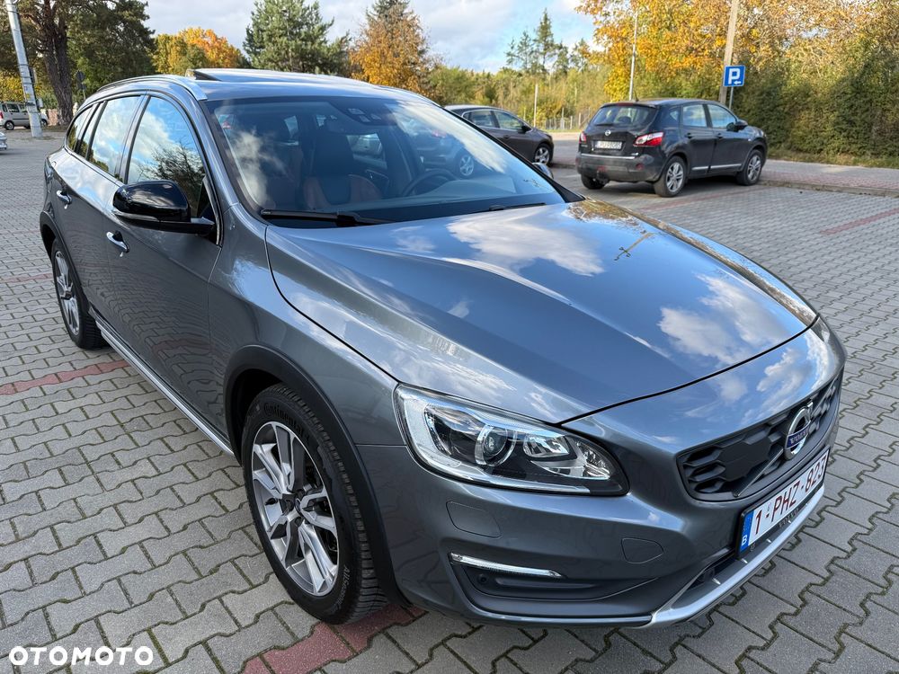 Volvo V60 Cross Country D4 Drive-E Summum - 9