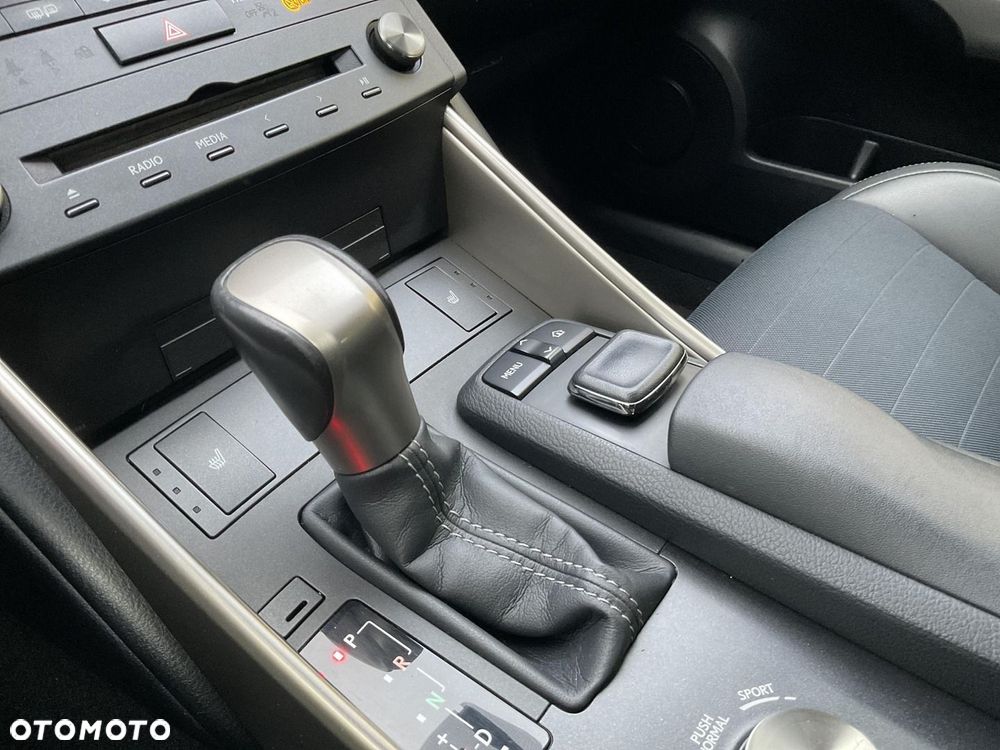 Lexus IS 250 Elegance - 26