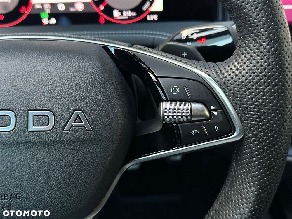 Skoda Superb 2.0 TSI Sportline DSG - 18