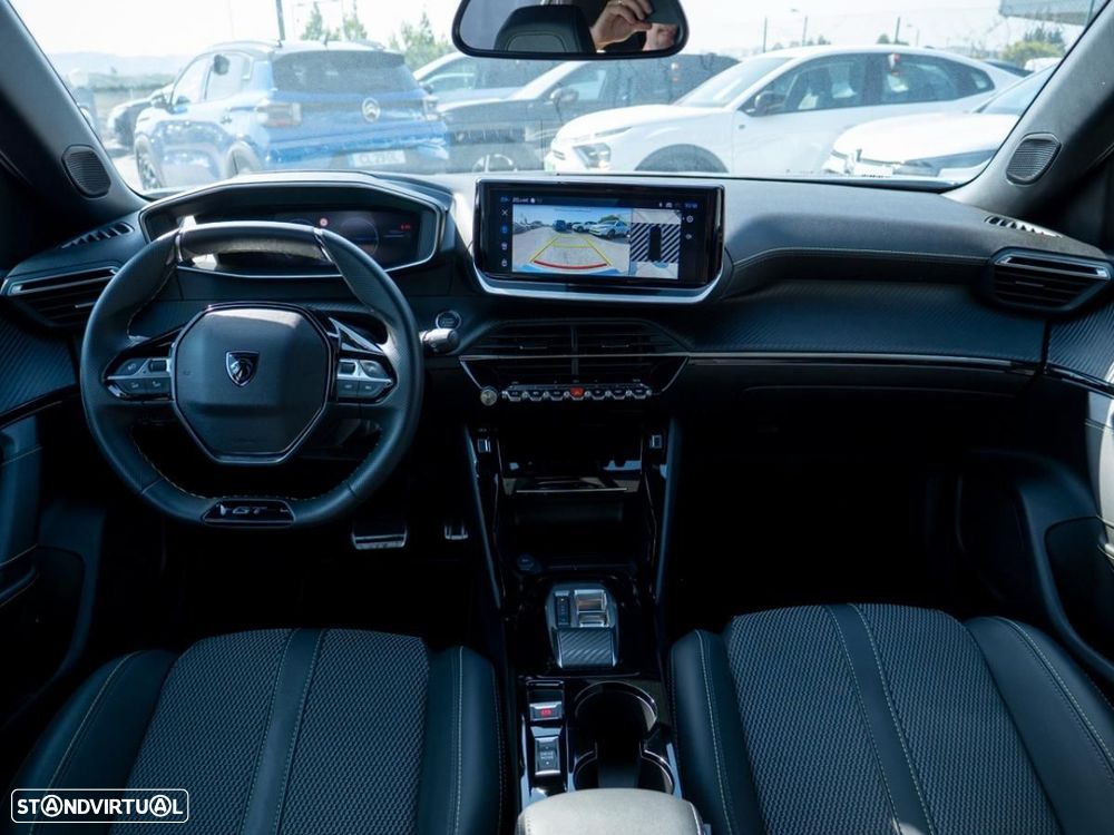 Peugeot e-2008 54 kWh GT - 26