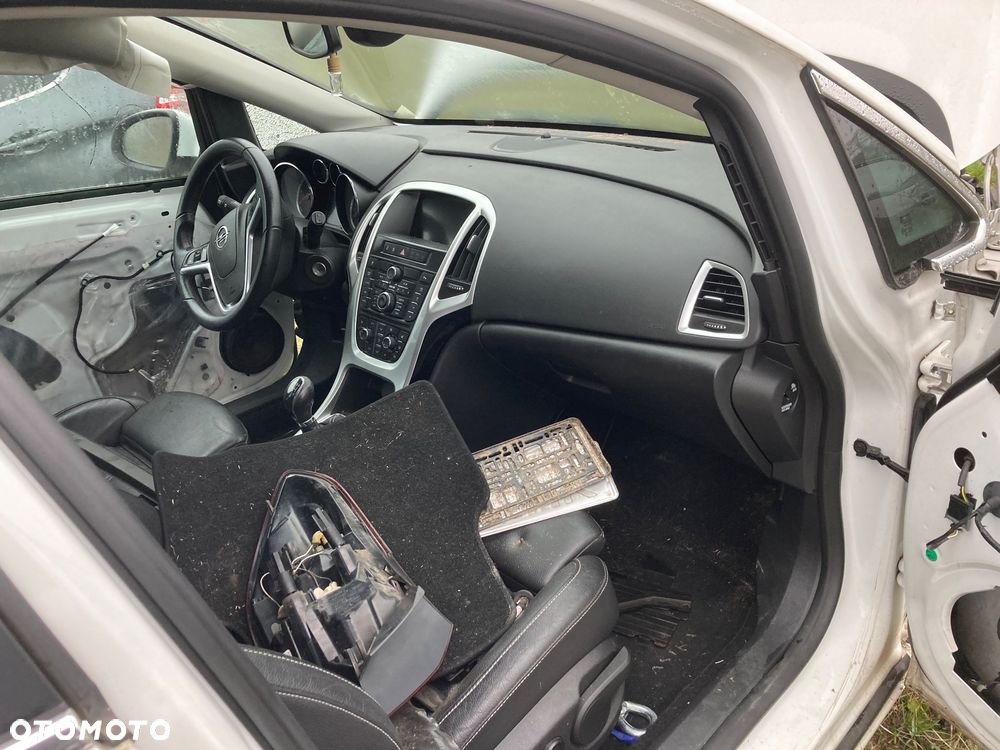 Opel Astra 1.7 CDTI DPF Active - 8