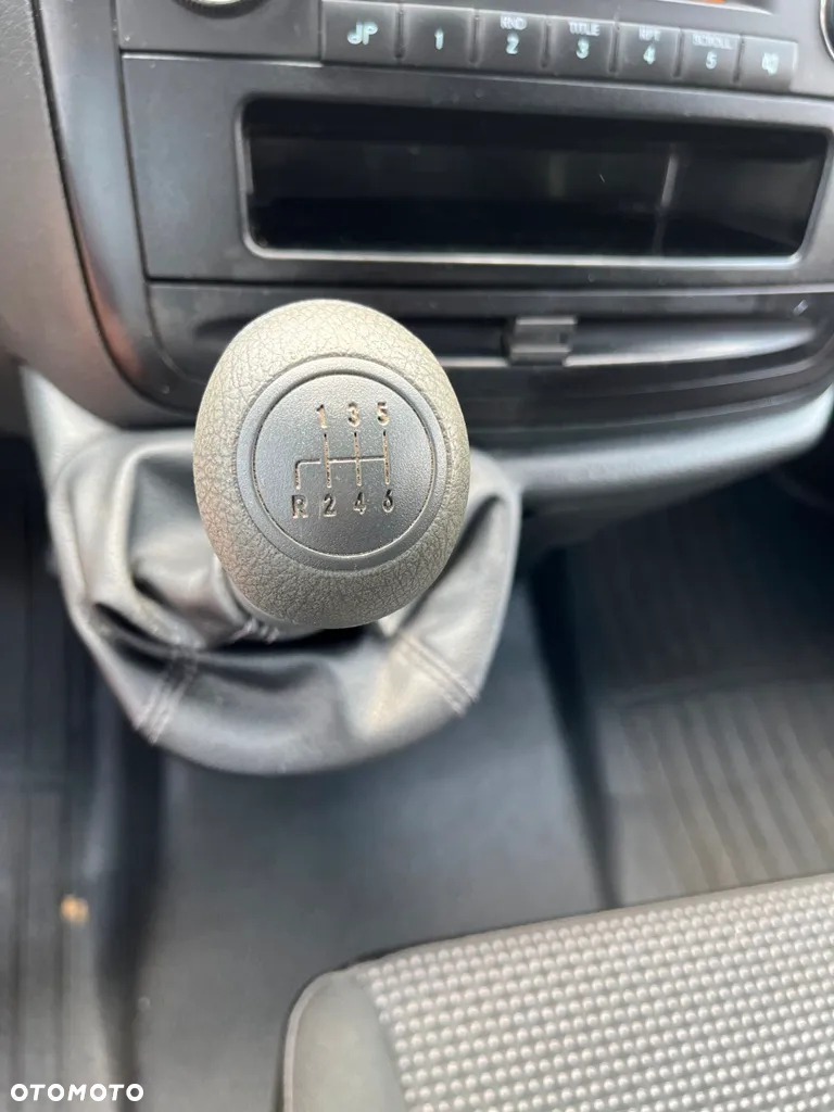 Mercedes-Benz Vito - 13