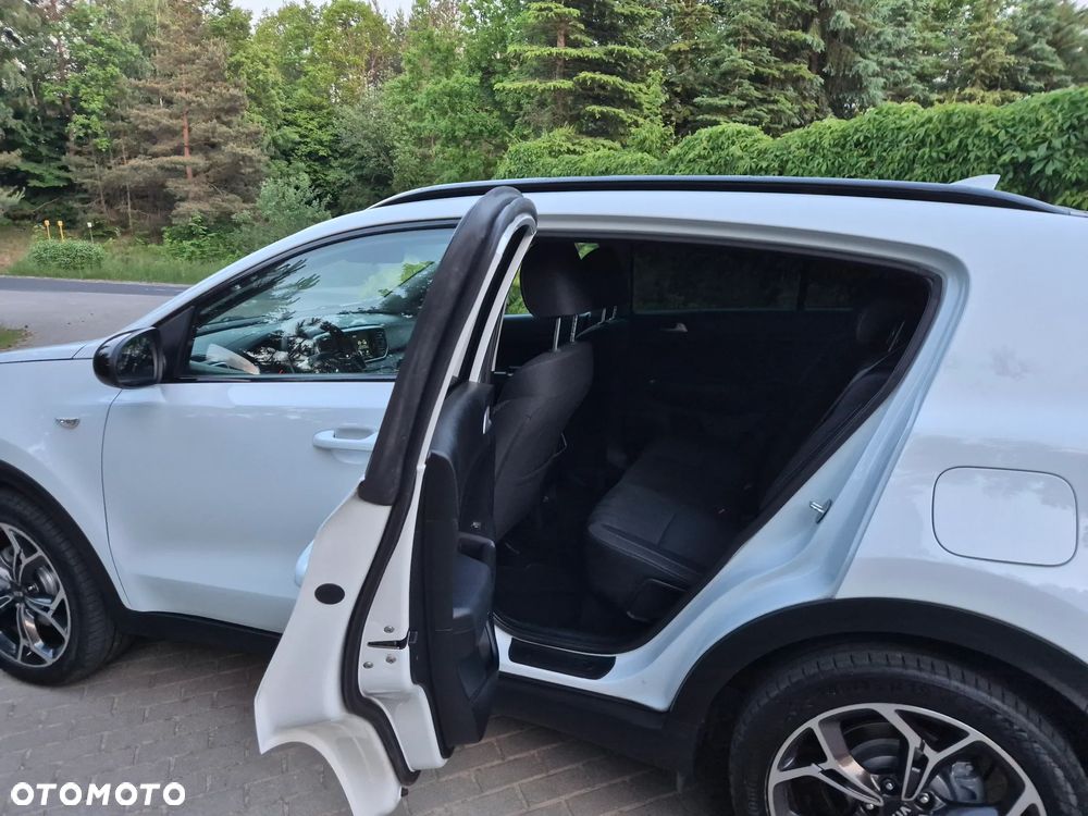 Kia Sportage 1.6 GDI Black Edition 2WD - 24