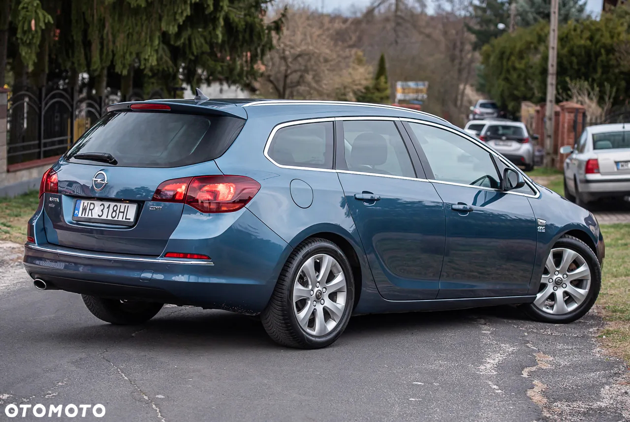 Opel Astra - 16