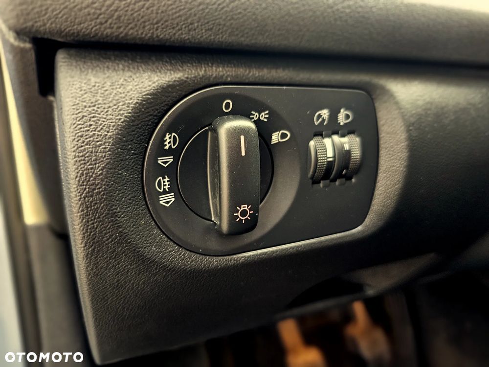 Audi A3 3-drzwiowe 1.6 Limited Edition - 19