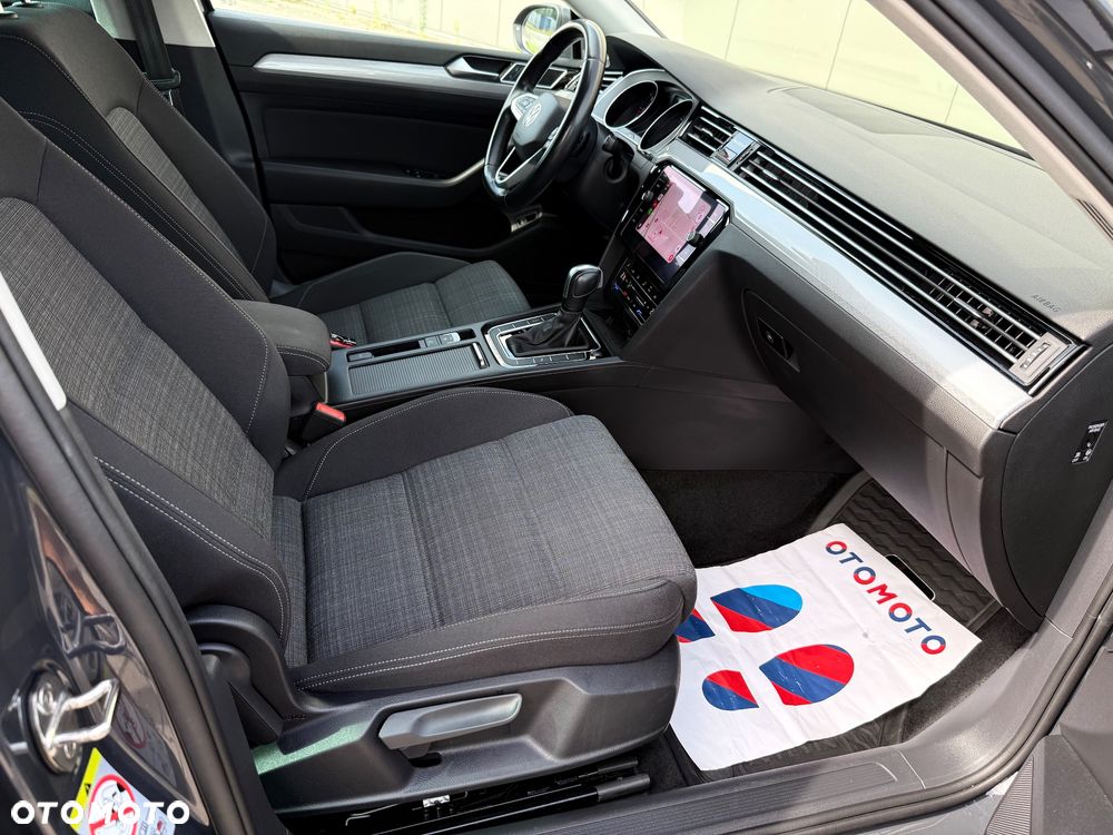Volkswagen Passat 2.0 TDI SCR DSG Business - 16