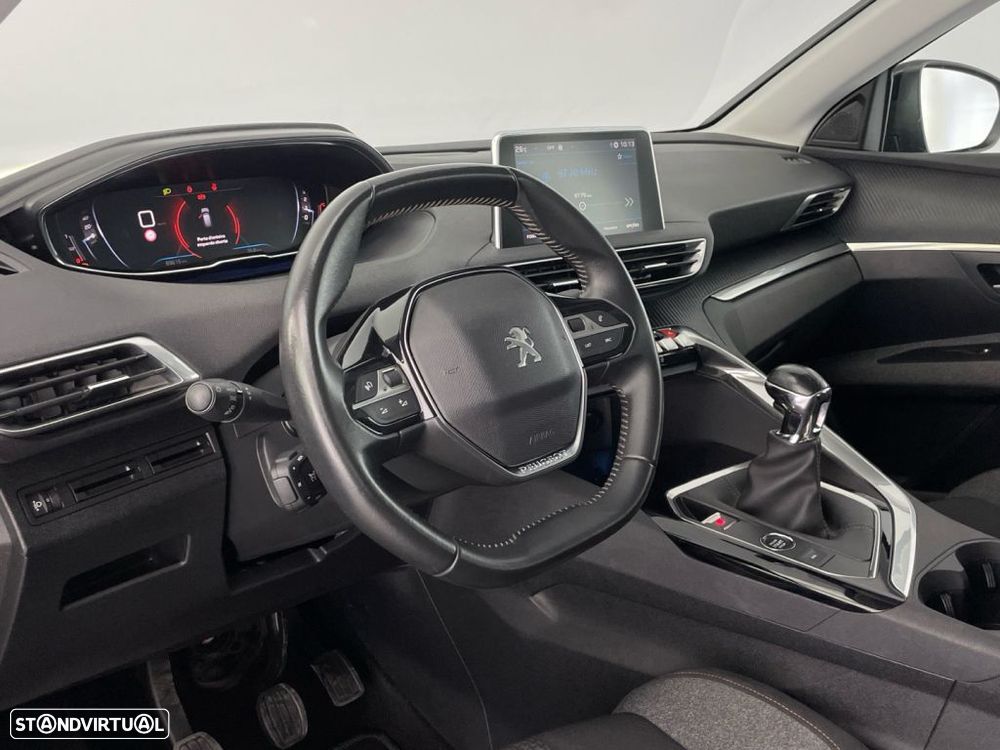 Peugeot 3008 1.2 PureTech Active Pack - 17