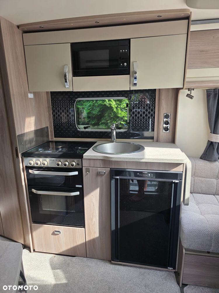 SWIFT Sprite Cruzer 495 SR - 5