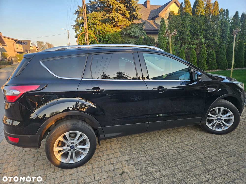 Ford Kuga 1.5 EcoBoost 2x4 Titanium - 10