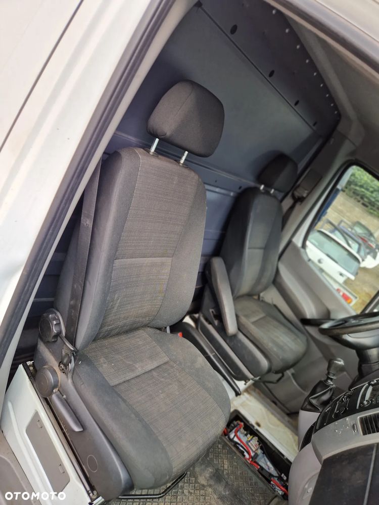 FOTEL PRAWY MERCEDES SPRINTER 906 VW CRAFTER - 9