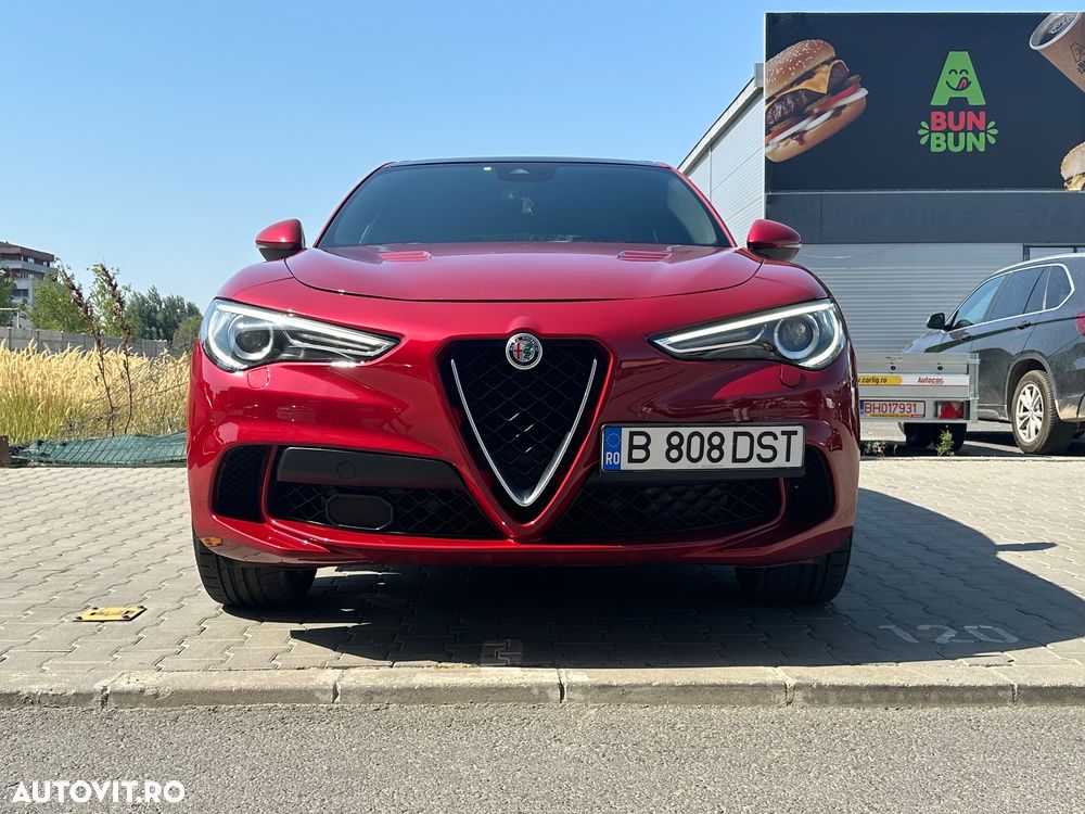 Alfa Romeo Stelvio 2.9 V6 Turbo AWD AT8 Quadrifoglio - 1