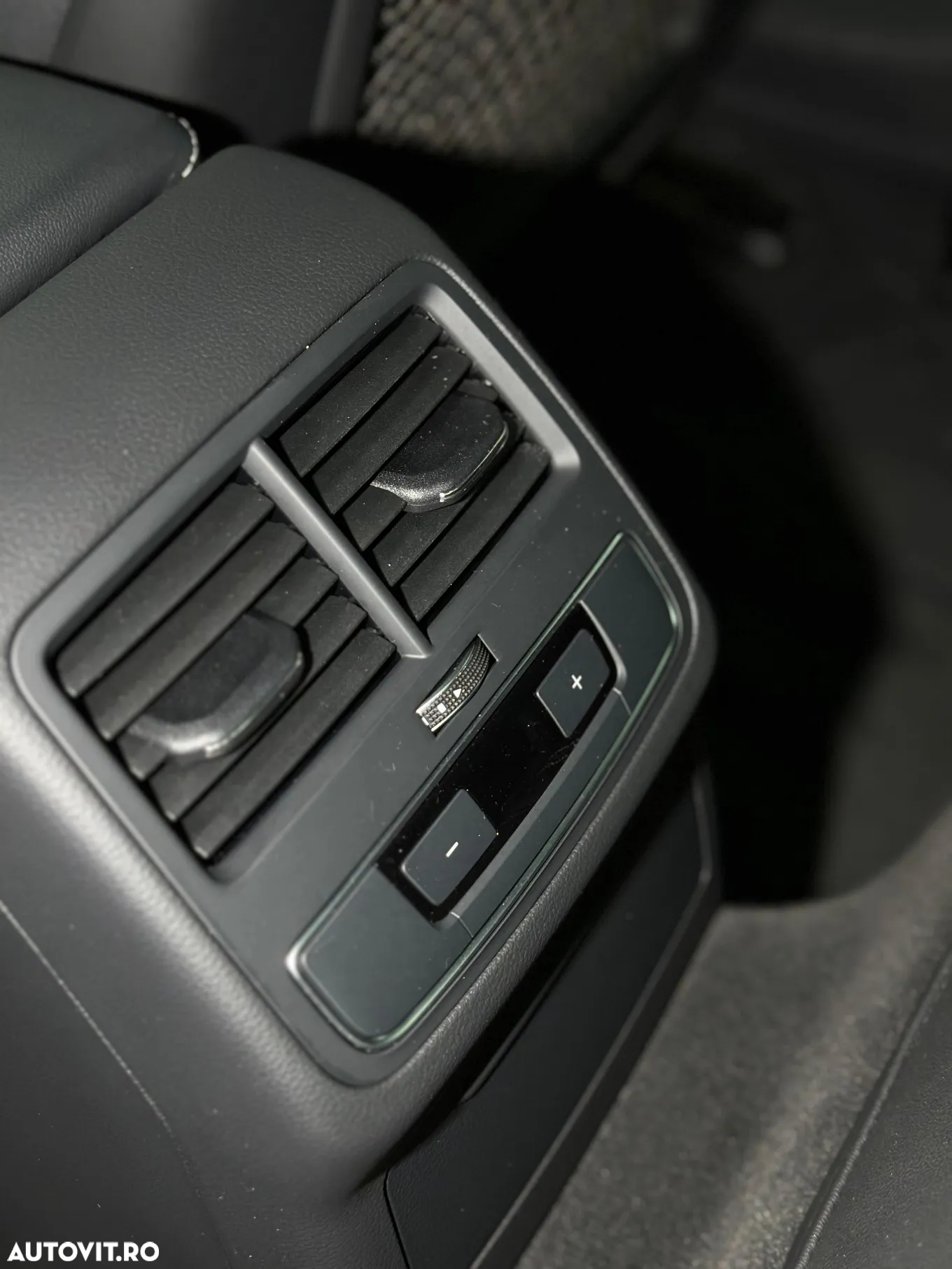 Audi A5 Coupe 2.0 TDI S tronic - 37