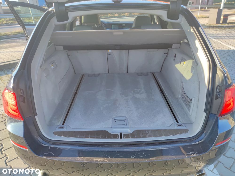 BMW Seria 5 535d xDrive Sport-Aut - 13