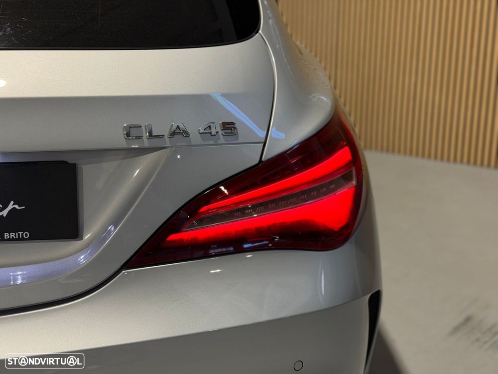 Mercedes-Benz CLA 45 AMG Shooting Brake 4-Matic - 32