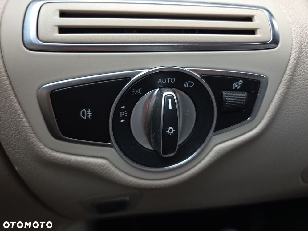 Mercedes-Benz GLC 200 4-Matic - 23