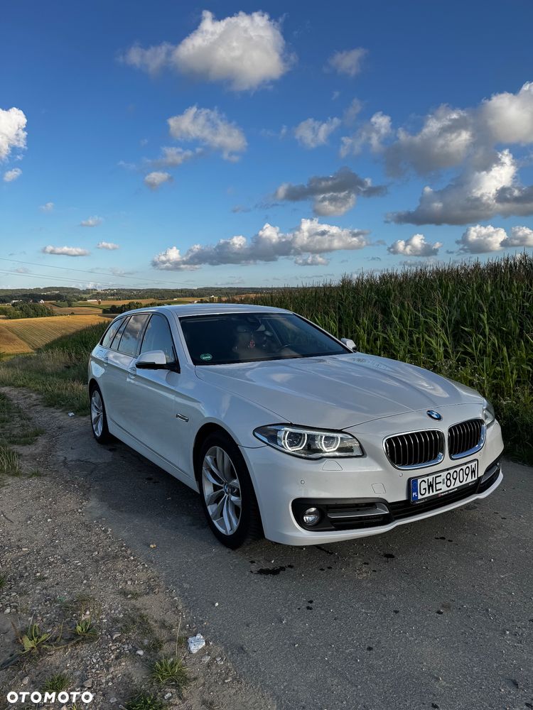 BMW Seria 5 525d xDrive - 2