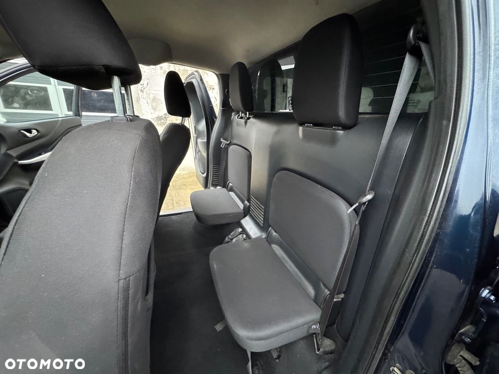 Nissan Navara - 10