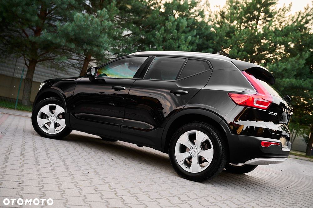 Volvo XC 40 D3 SCR R-Design - 8