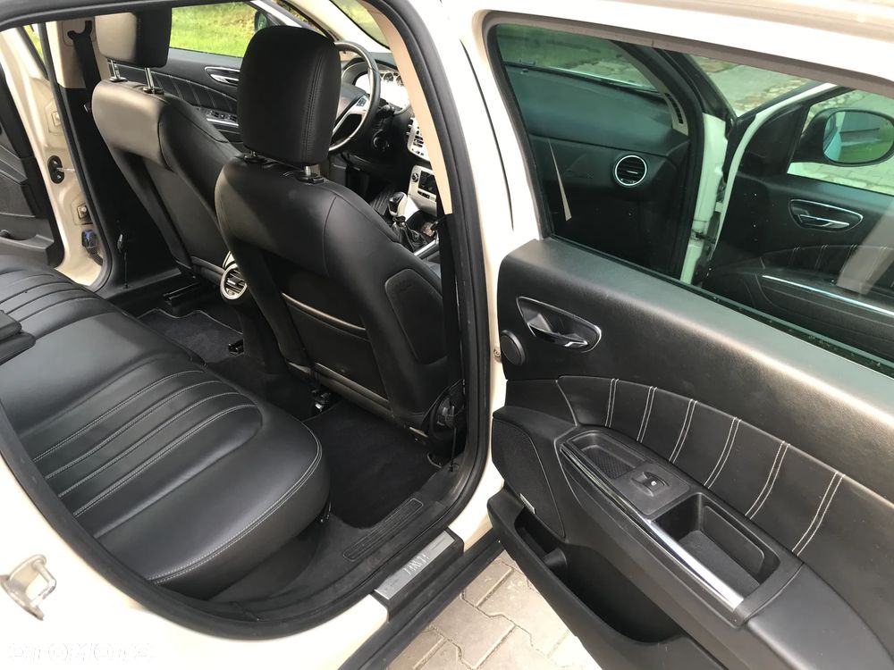 Lancia Delta 1.4 T-Jet Platino - 5