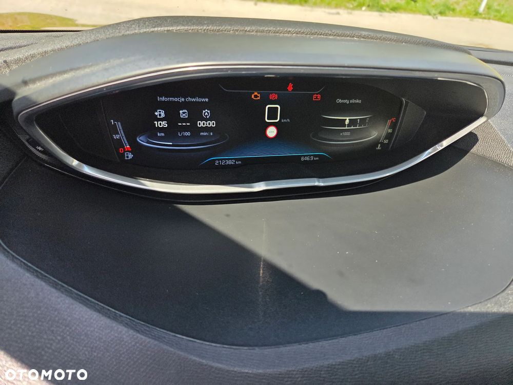 Peugeot 3008 HDi FAP 115 Allure - 11