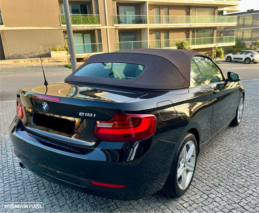 BMW 218 - 6