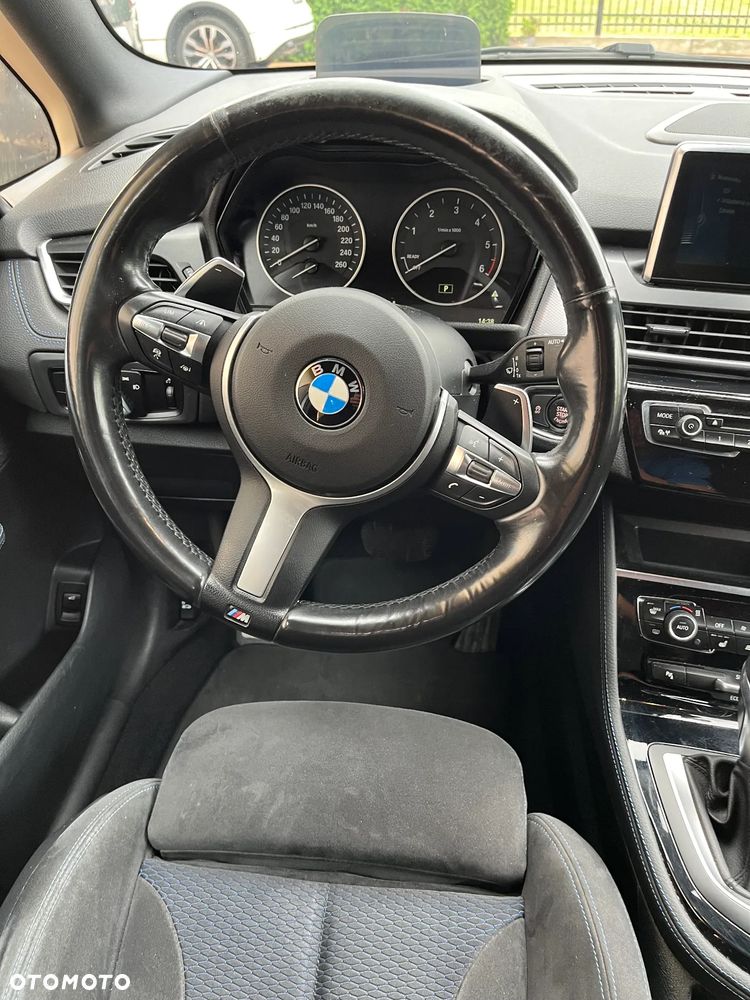 BMW Seria 2 220d M Sport - 4