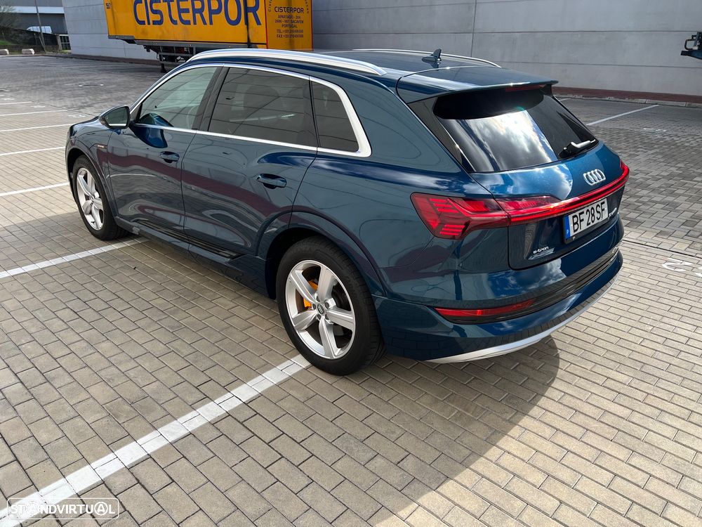 Audi e-tron 50 quattro S line - 13