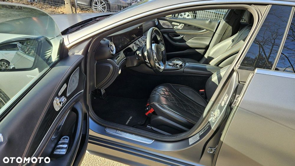Mercedes-Benz CLS - 13