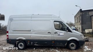 Mercedes-Benz Sprinter - 6