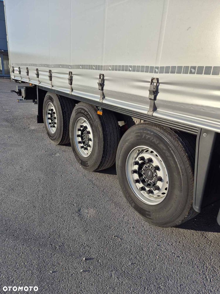 Schmitz Cargobull SCB*S3 - 33
