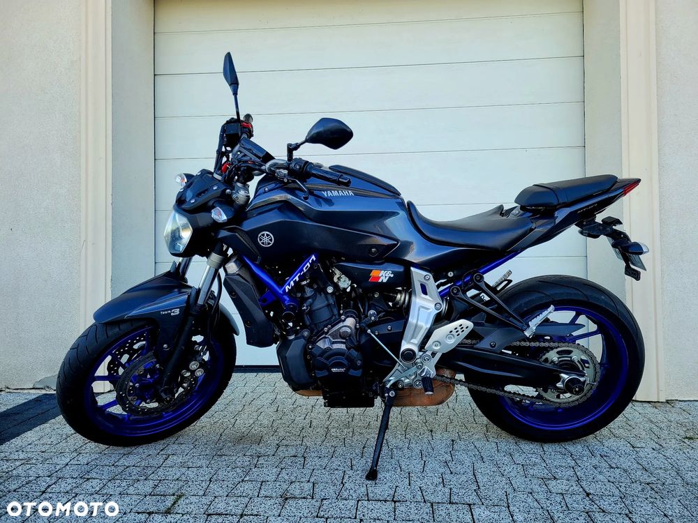 Yamaha MT - 6