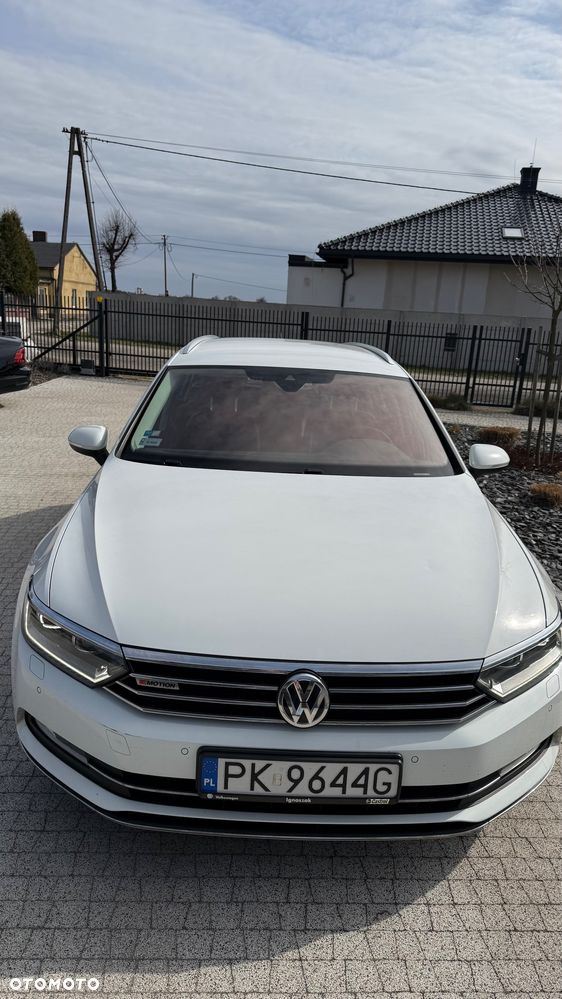 Volkswagen Passat - 8