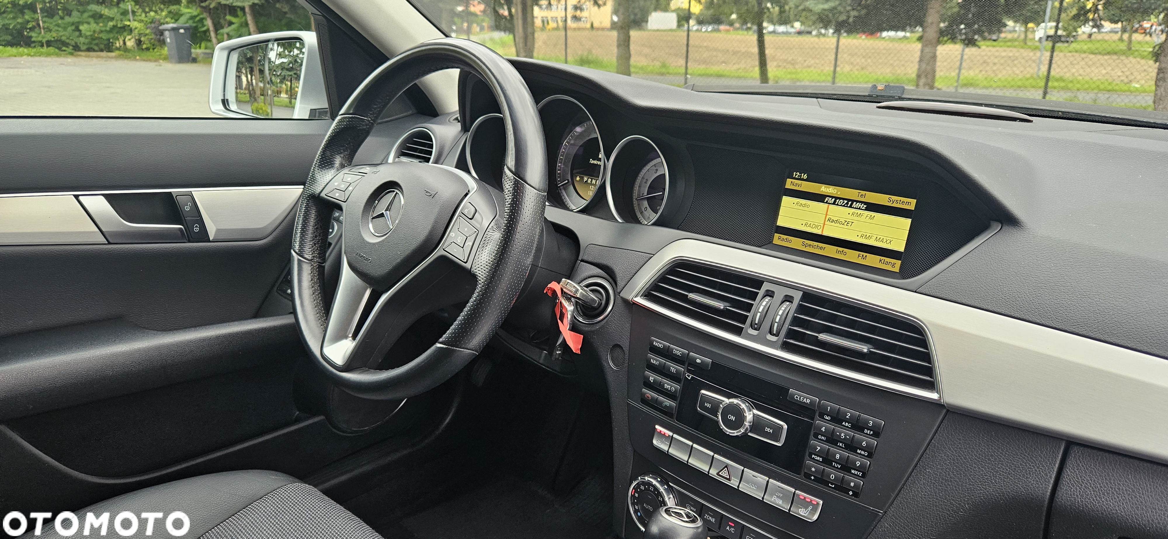 Mercedes-Benz Klasa C 180 T CGI Automatik BlueEFFICIENCY Avantgarde - 20