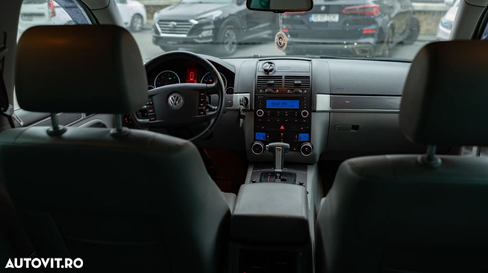 Volkswagen Touareg - 35