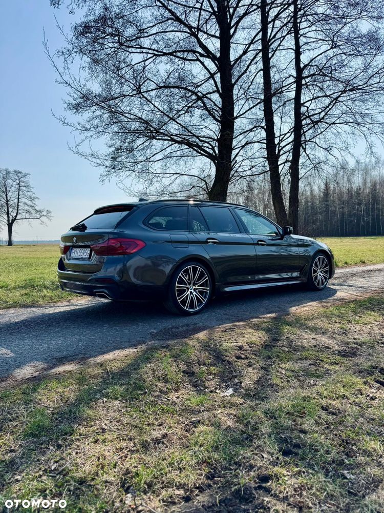 BMW Seria 5 520d M Sport - 5