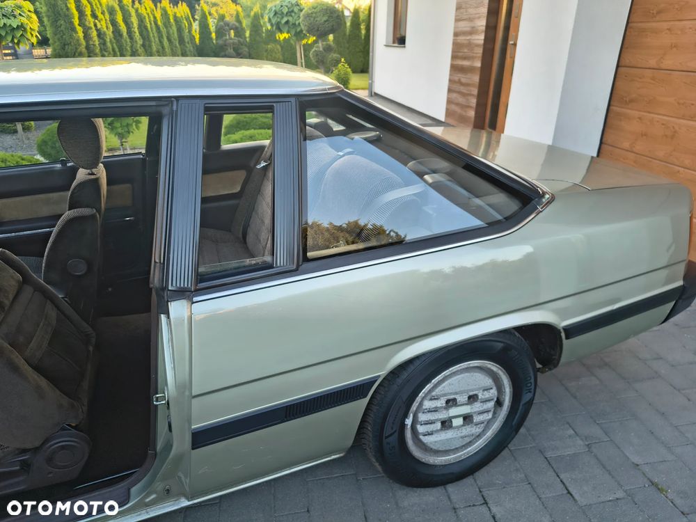 Mazda 929 - 17